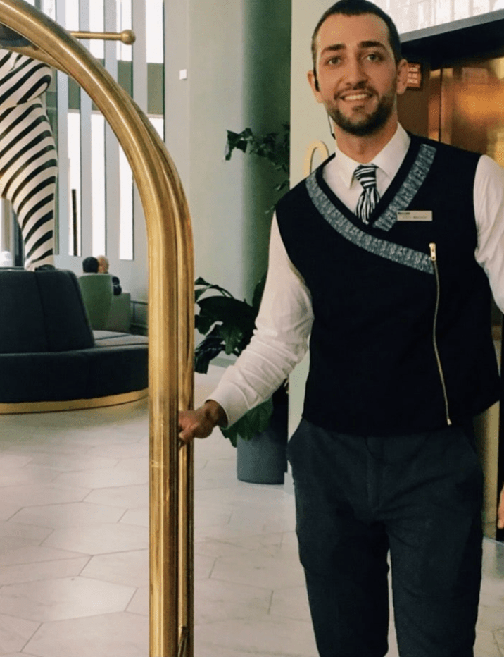 diseño de uniformes para SOMOS, el restaurante del Hotel Barceló Torre de Madrid