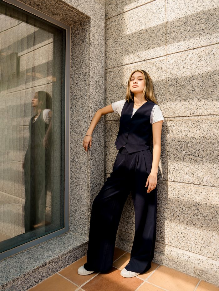 chaleco-negro-uniforme-hotel-misia